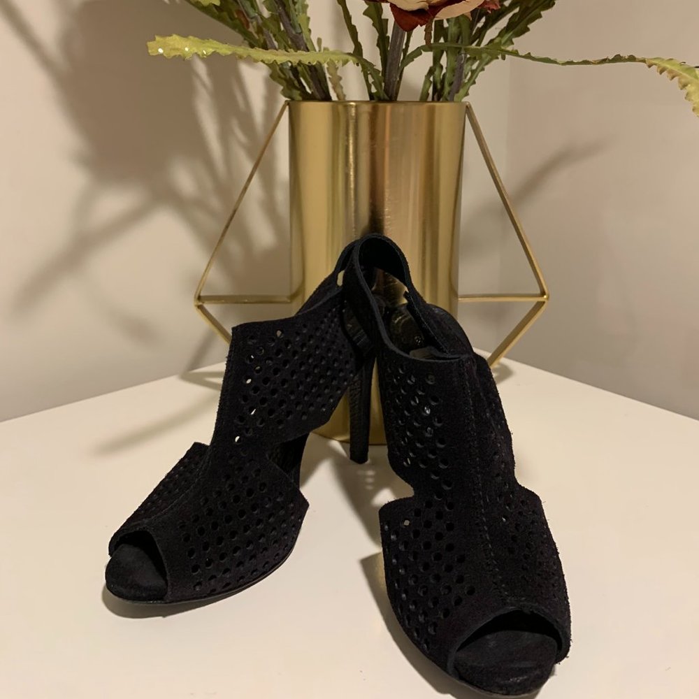 Pedro Garcia Sofia Perforated Cutout Heel